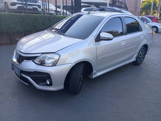 TOYOTA ETIOS 1.5 PLATINUM SEDAN 16V FLEX 4P AUTOMÁTICO TOYOTA ETIOS 1.5 PLATINUM SEDAN 16V FLEX 4P AUTOMÁTICO